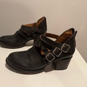 Freebird Charcoal Buckled Heeled Boots